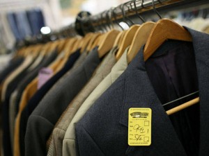 Etiqueta de preços em roupas: coloque as informações corretas