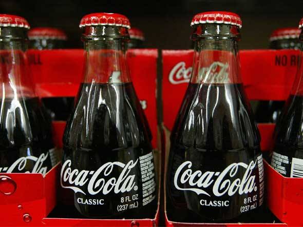  Garrafas de Coca-Cola: marca anunciou "compromissos globais para ajudar no combate à obesidade"