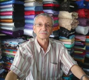 Deraldo Arcanjo Andrade, 62 anos, proprietário da loja Dani Tecidos